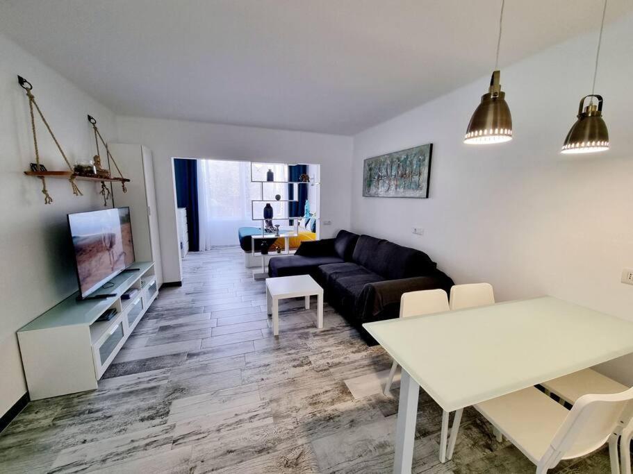 Apartamento Smeraldo 11 Playa Roca กอสตา เตกีสเซ ภายนอก รูปภาพ
