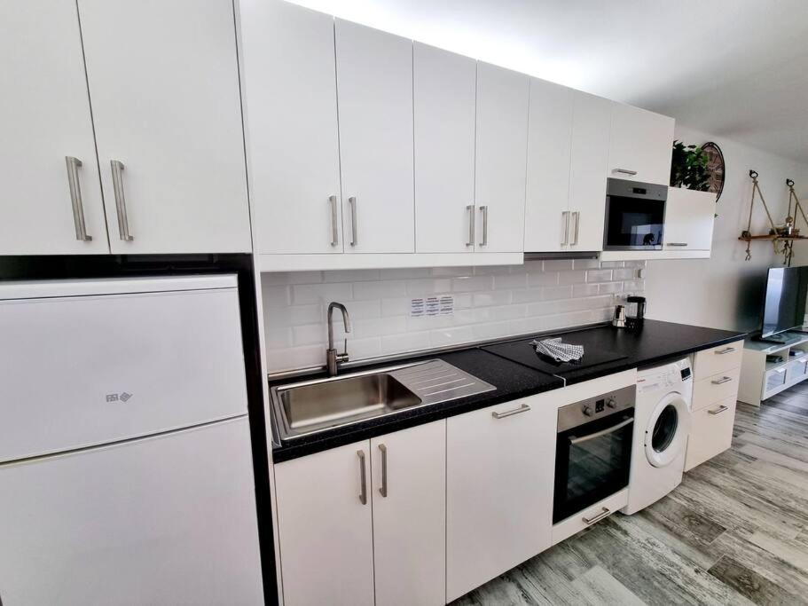 Apartamento Smeraldo 11 Playa Roca กอสตา เตกีสเซ ภายนอก รูปภาพ