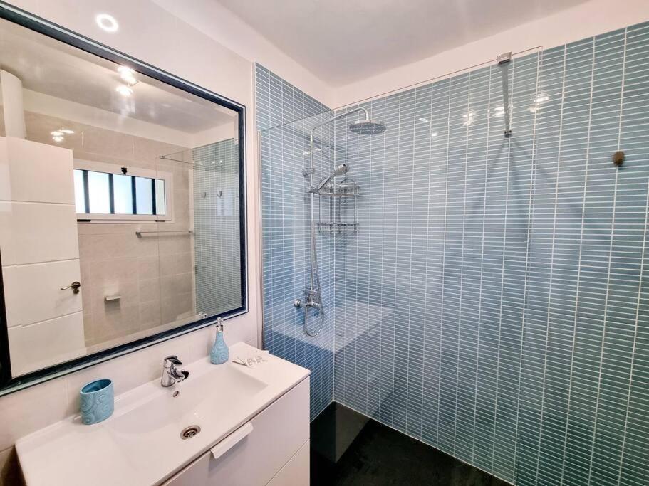 Apartamento Smeraldo 11 Playa Roca กอสตา เตกีสเซ ภายนอก รูปภาพ